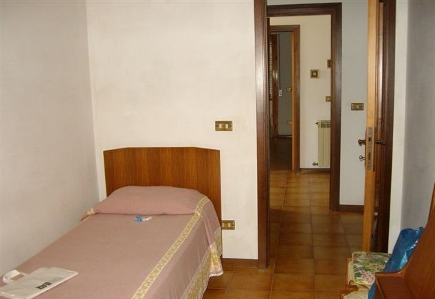 <span  class="uc_style_uc_tiles_grid_image_elementor_uc_items_attribute_title" style="color:#ffffff;">58135.jpg</span>