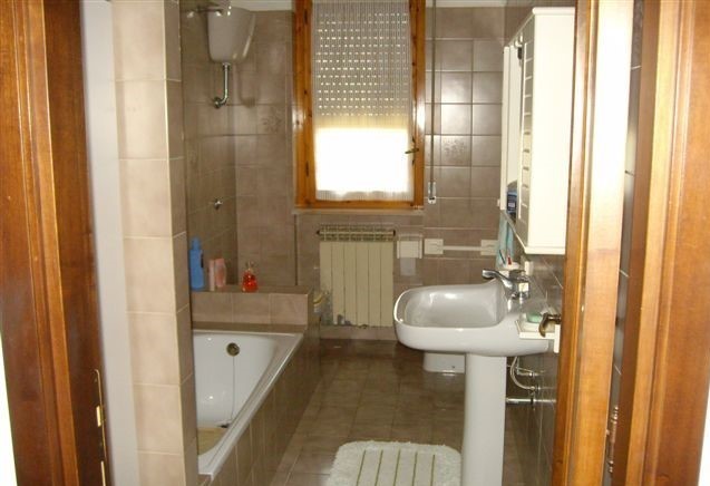 <span  class="uc_style_uc_tiles_grid_image_elementor_uc_items_attribute_title" style="color:#ffffff;">58136.jpg</span>