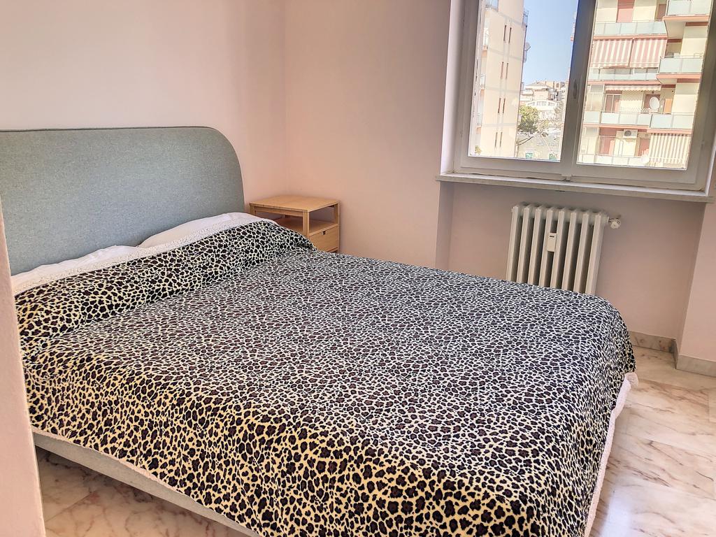 <span  class="uc_style_uc_tiles_grid_image_elementor_uc_items_attribute_title" style="color:#ffffff;">58228.jpg</span>