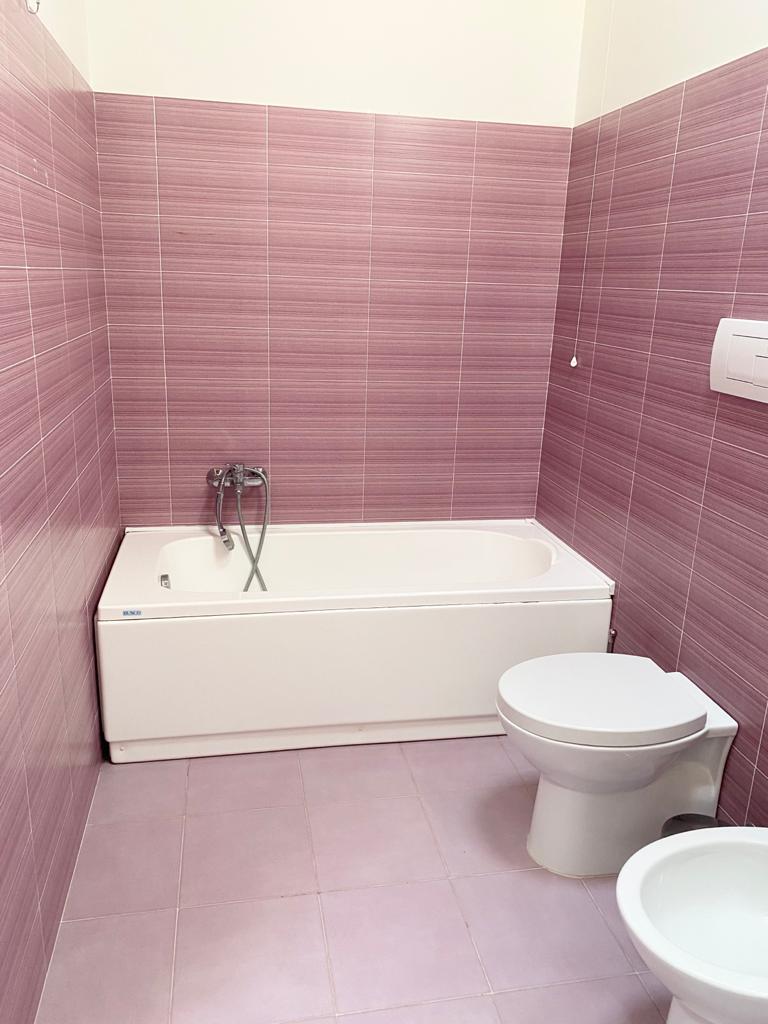 <span  class="uc_style_uc_tiles_grid_image_elementor_uc_items_attribute_title" style="color:#ffffff;">53199.jpg</span>