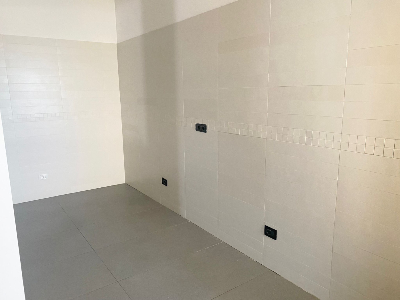 <span  class="uc_style_uc_tiles_grid_image_elementor_uc_items_attribute_title" style="color:#ffffff;">58255.jpg</span>