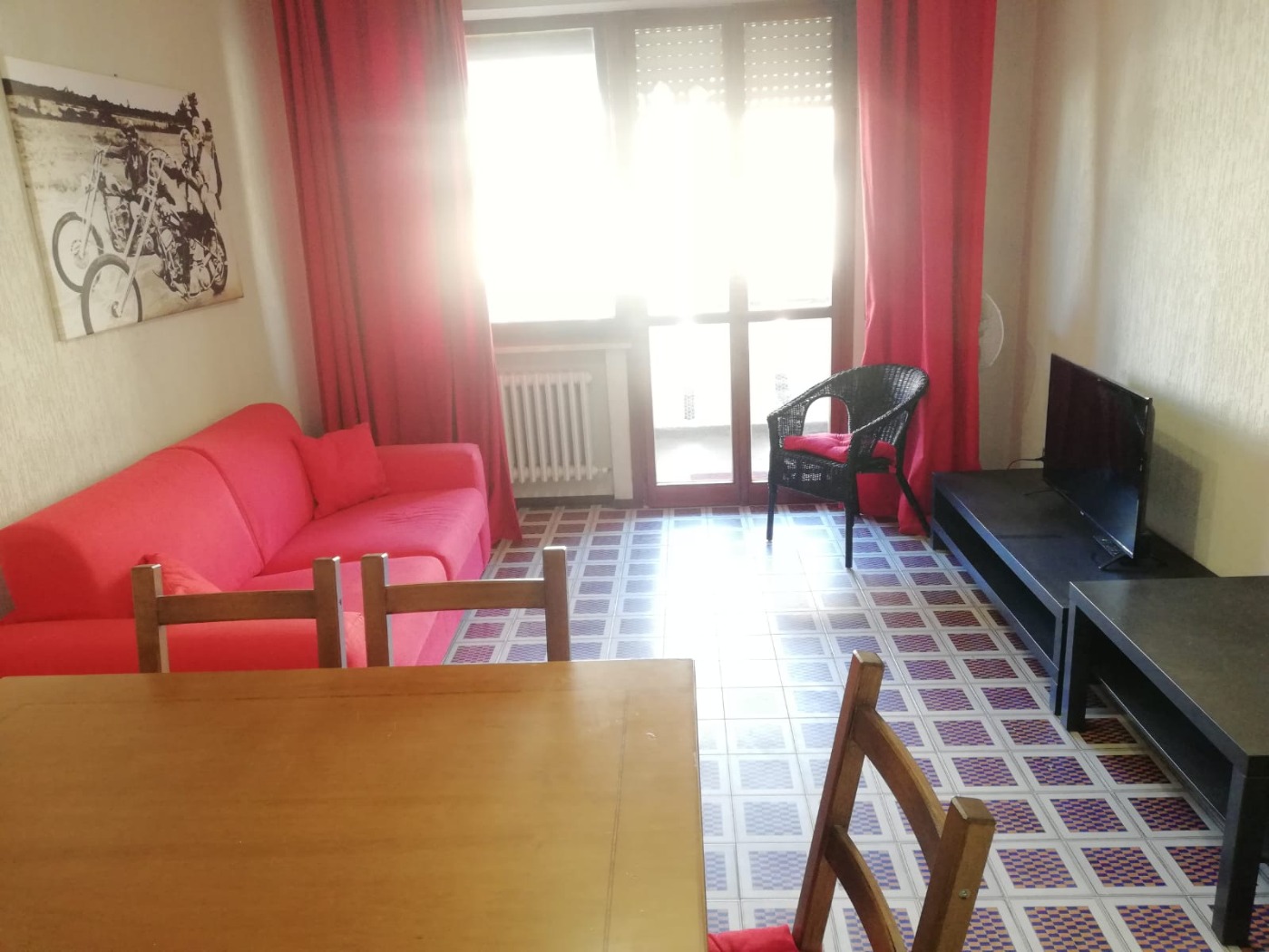 <span  class="uc_style_uc_tiles_grid_image_elementor_uc_items_attribute_title" style="color:#ffffff;">56162.jpg</span>