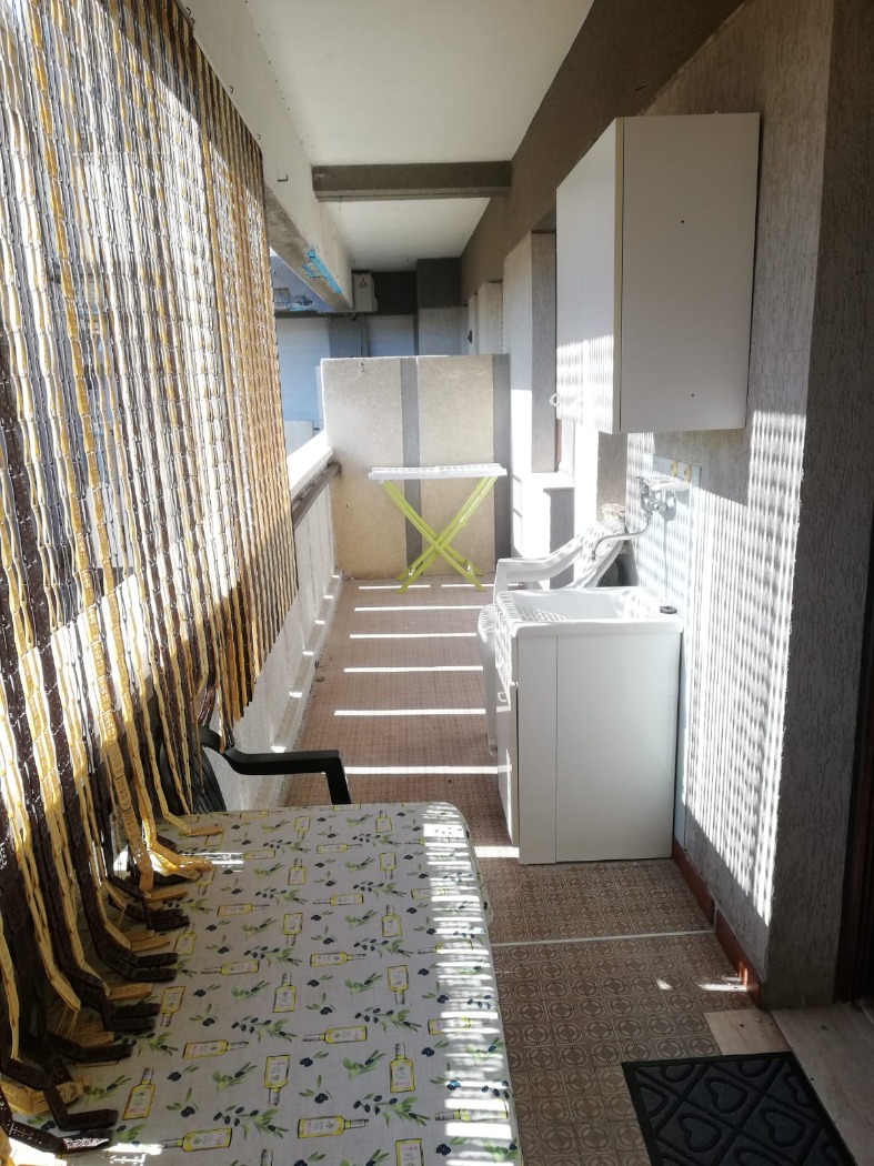 <span  class="uc_style_uc_tiles_grid_image_elementor_uc_items_attribute_title" style="color:#ffffff;">56163.jpg</span>