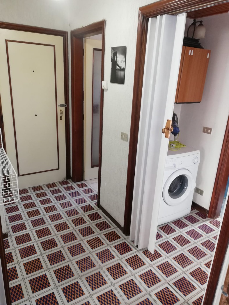 <span  class="uc_style_uc_tiles_grid_image_elementor_uc_items_attribute_title" style="color:#ffffff;">56169.jpg</span>