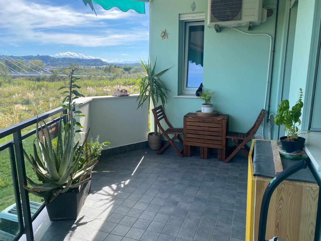 <span  class="uc_style_uc_tiles_grid_image_elementor_uc_items_attribute_title" style="color:#ffffff;">58356.jpeg</span>