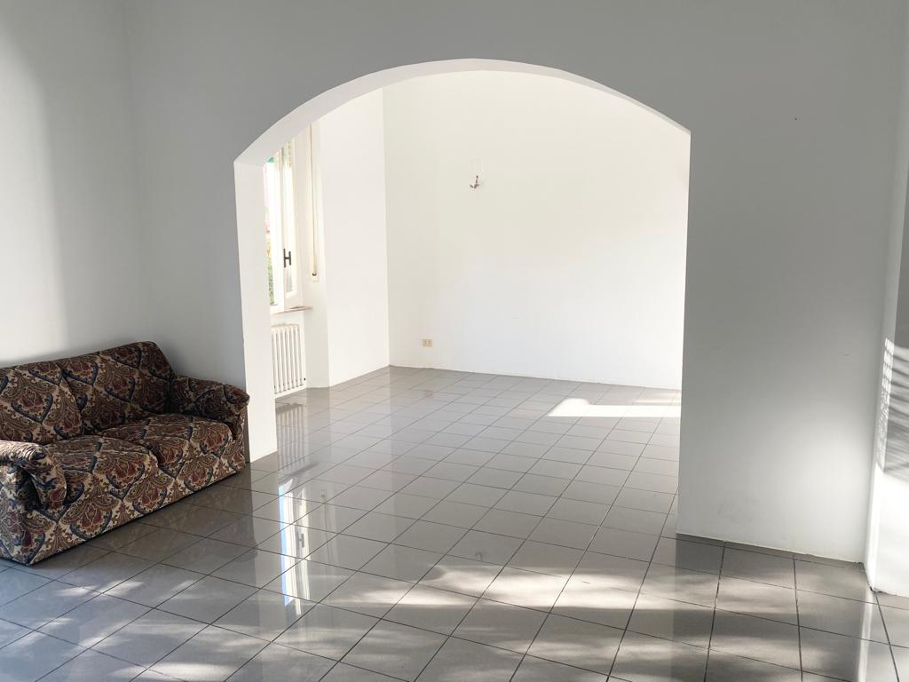 <span  class="uc_style_uc_tiles_grid_image_elementor_uc_items_attribute_title" style="color:#ffffff;">58388.jpeg</span>