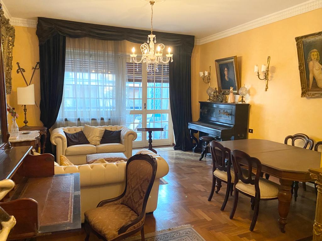 <span  class="uc_style_uc_tiles_grid_image_elementor_uc_items_attribute_title" style="color:#ffffff;">58427.jpg</span>