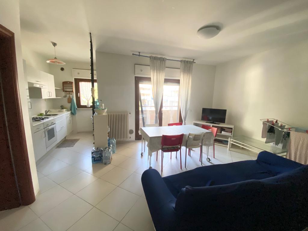 <span  class="uc_style_uc_tiles_grid_image_elementor_uc_items_attribute_title" style="color:#ffffff;">Appartamenti in LOCAZIONE a Pescara</span>