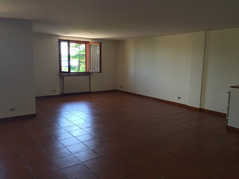 <span  class="uc_style_uc_tiles_grid_image_elementor_uc_items_attribute_title" style="color:#ffffff;">682310248.jpg</span>