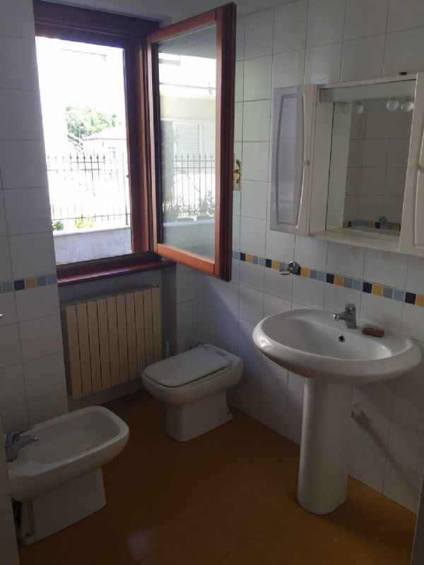 <span  class="uc_style_uc_tiles_grid_image_elementor_uc_items_attribute_title" style="color:#ffffff;">682310563.jpg</span>