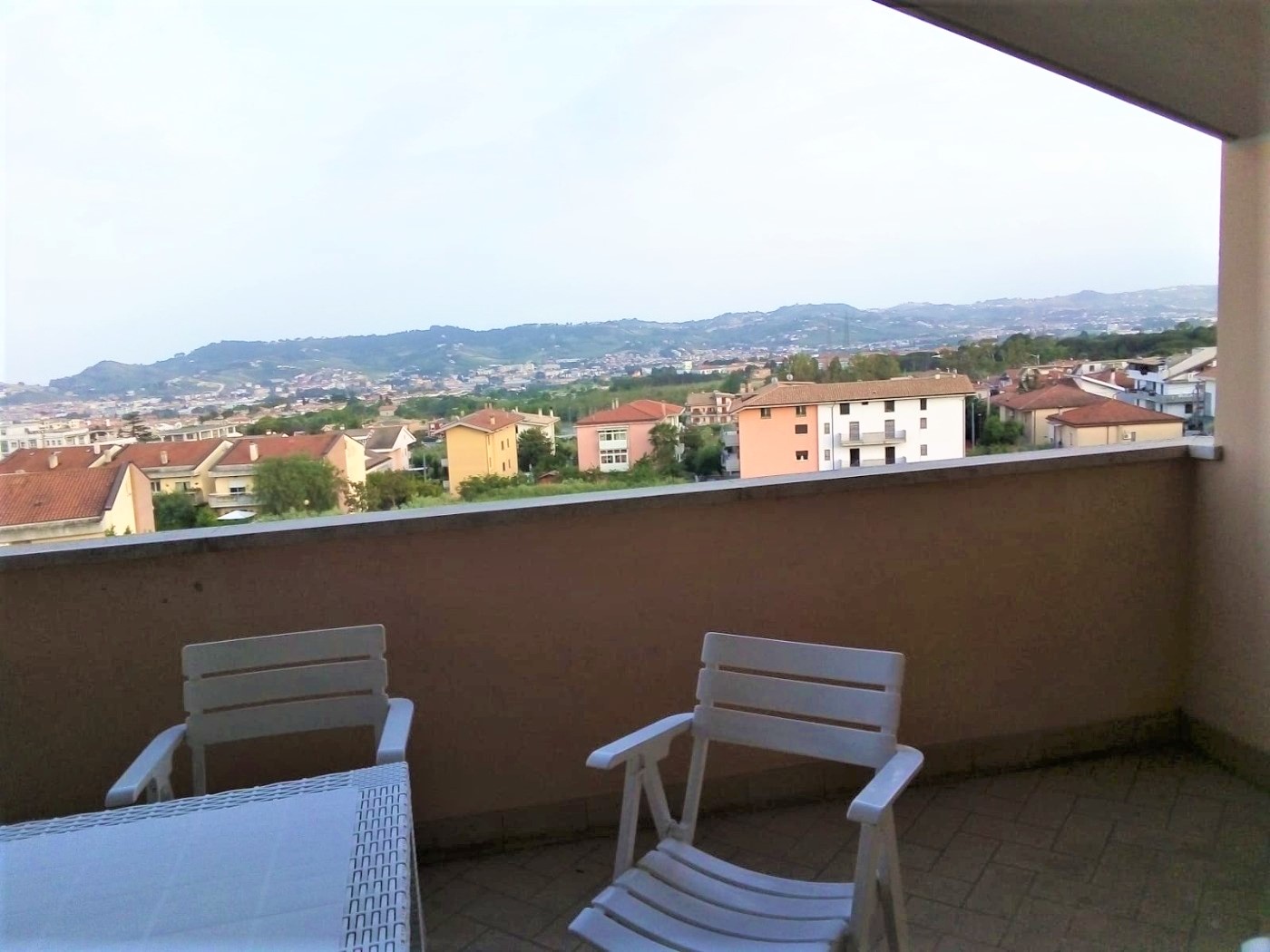 <span  class="uc_style_uc_tiles_grid_image_elementor_uc_items_attribute_title" style="color:#ffffff;">58448.jpg</span>