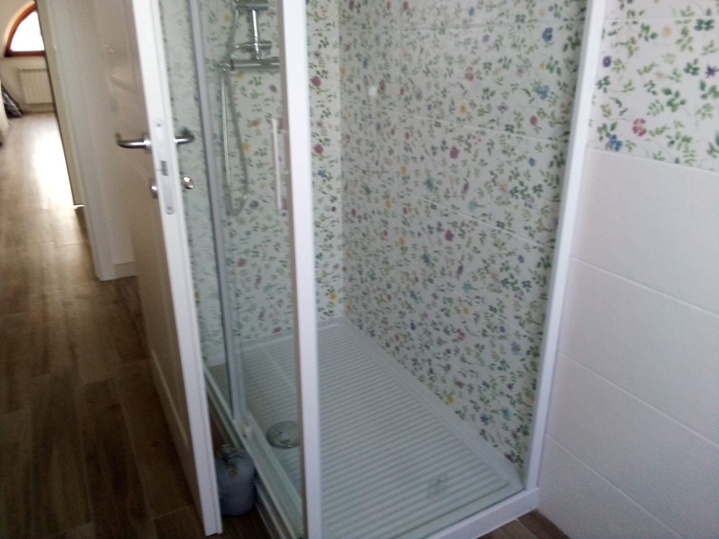 <span  class="uc_style_uc_tiles_grid_image_elementor_uc_items_attribute_title" style="color:#ffffff;">58454.jpg</span>