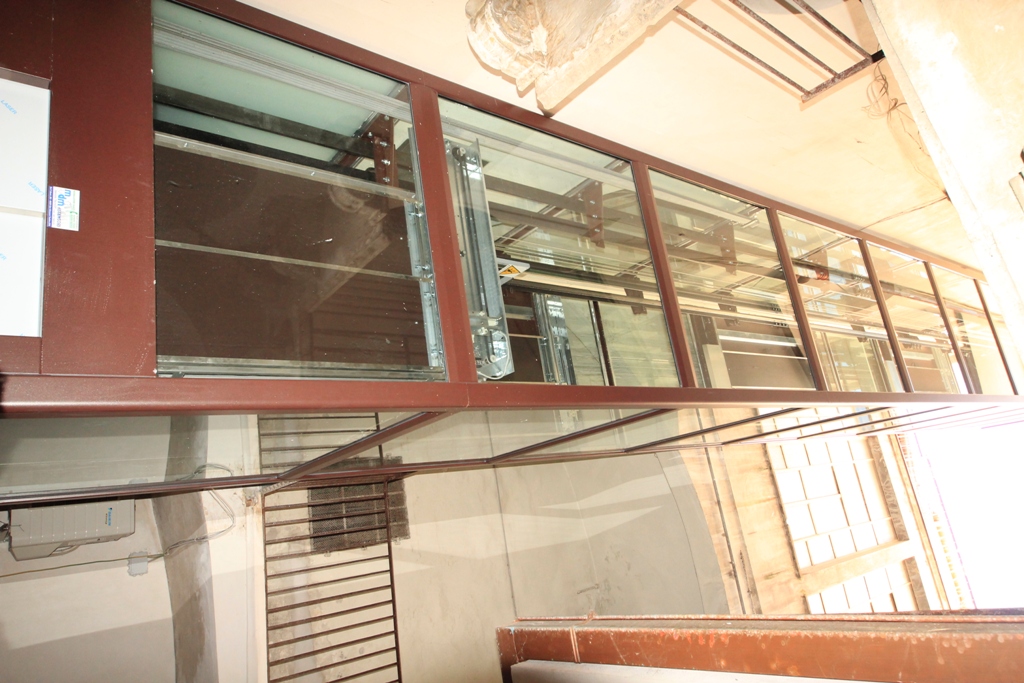 <span  class="uc_style_uc_tiles_grid_image_elementor_uc_items_attribute_title" style="color:#ffffff;">20702.jpg</span>