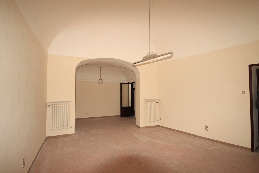 <span  class="uc_style_uc_tiles_grid_image_elementor_uc_items_attribute_title" style="color:#ffffff;">20708.jpg</span>