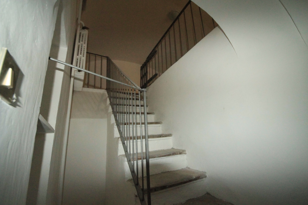 <span  class="uc_style_uc_tiles_grid_image_elementor_uc_items_attribute_title" style="color:#ffffff;">20717.jpg</span>