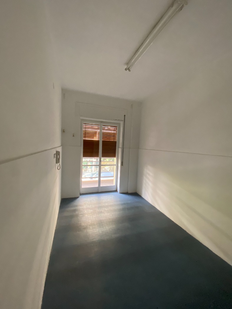 <span  class="uc_style_uc_tiles_grid_image_elementor_uc_items_attribute_title" style="color:#ffffff;">20743.jpg</span>