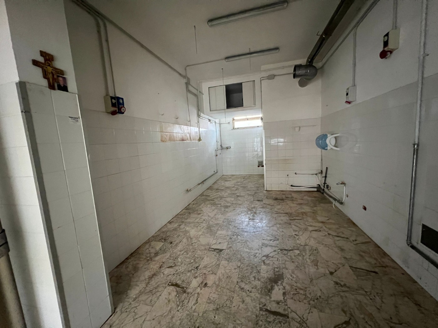 <span  class="uc_style_uc_tiles_grid_image_elementor_uc_items_attribute_title" style="color:#ffffff;">22832.jpeg</span>