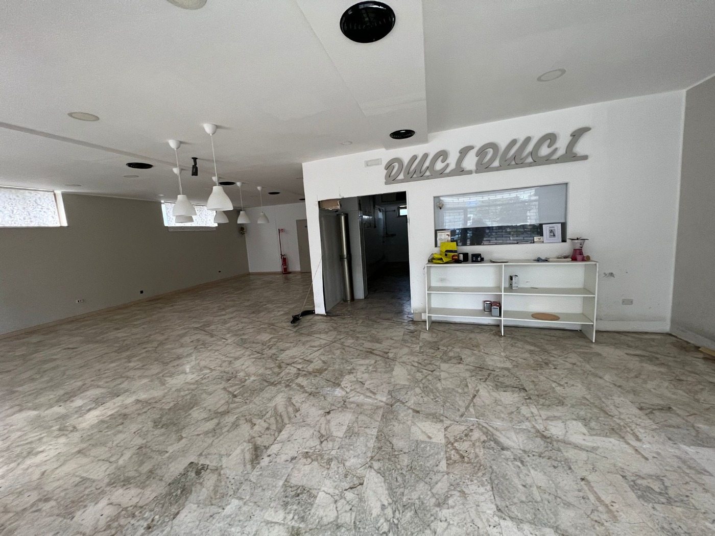 <span  class="uc_style_uc_tiles_grid_image_elementor_uc_items_attribute_title" style="color:#ffffff;">22833.jpeg</span>