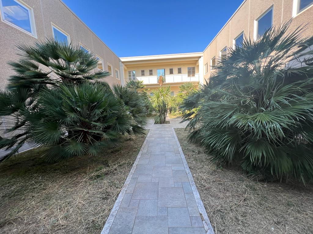 <span  class="uc_style_uc_tiles_grid_image_elementor_uc_items_attribute_title" style="color:#ffffff;">23182.jpeg</span>