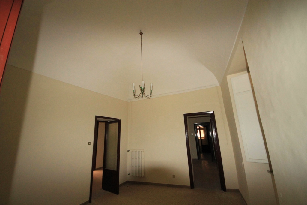 <span  class="uc_style_uc_tiles_grid_image_elementor_uc_items_attribute_title" style="color:#ffffff;">23599.jpg</span>