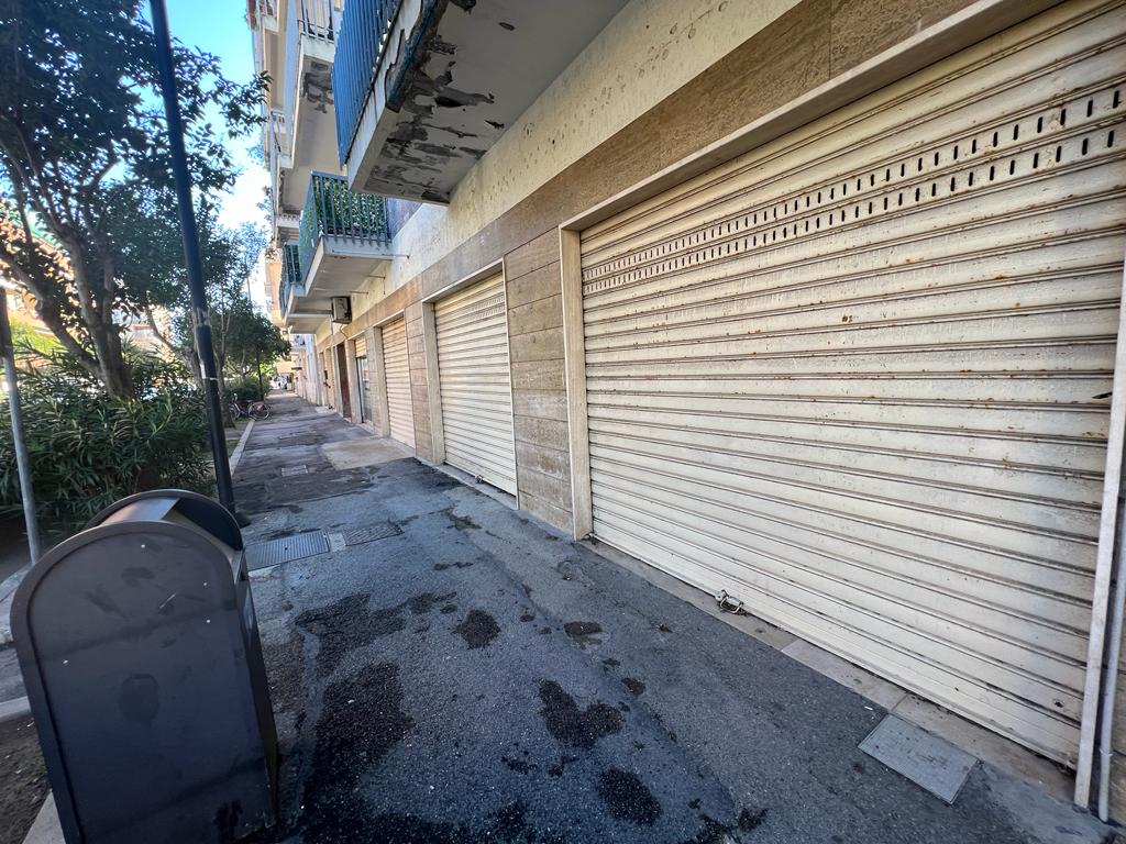 <span  class="uc_style_uc_tiles_grid_image_elementor_uc_items_attribute_title" style="color:#ffffff;">23686.jpeg</span>