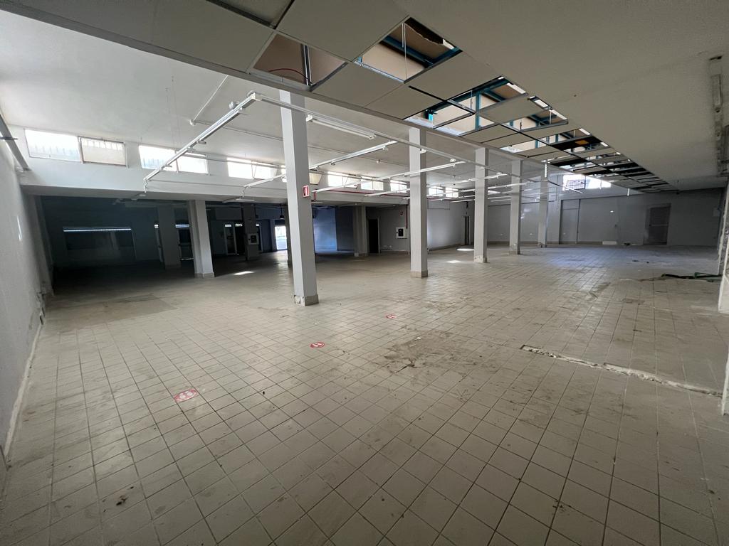 <span  class="uc_style_uc_tiles_grid_image_elementor_uc_items_attribute_title" style="color:#ffffff;">23694.jpeg</span>