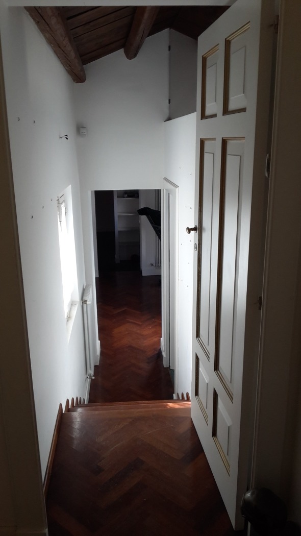 <span  class="uc_style_uc_tiles_grid_image_elementor_uc_items_attribute_title" style="color:#ffffff;">24024.jpg</span>