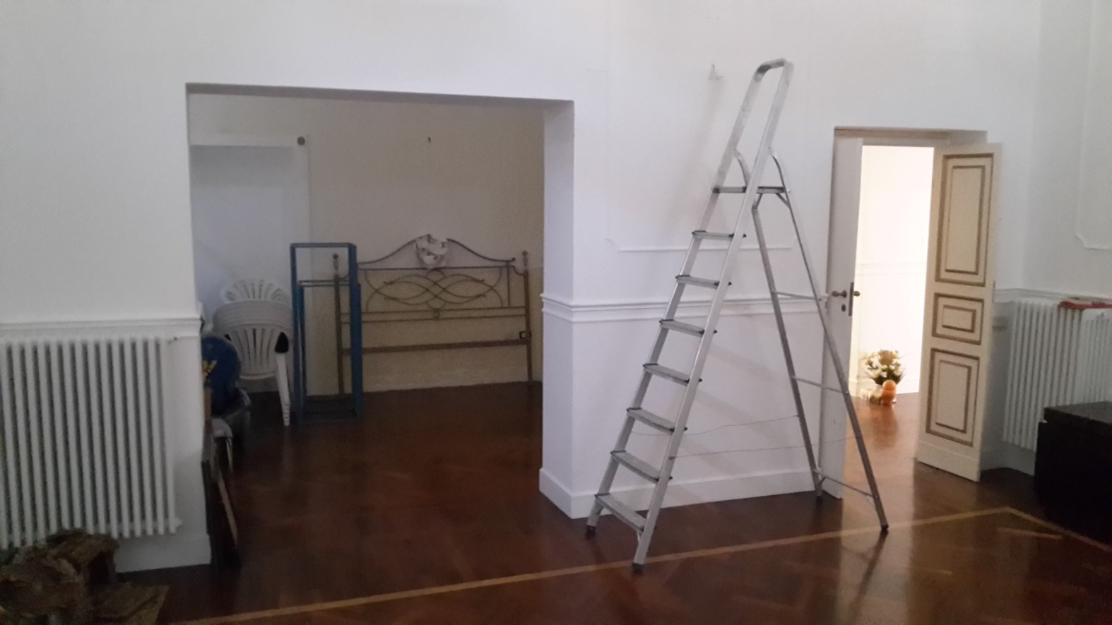 <span  class="uc_style_uc_tiles_grid_image_elementor_uc_items_attribute_title" style="color:#ffffff;">24033.jpg</span>