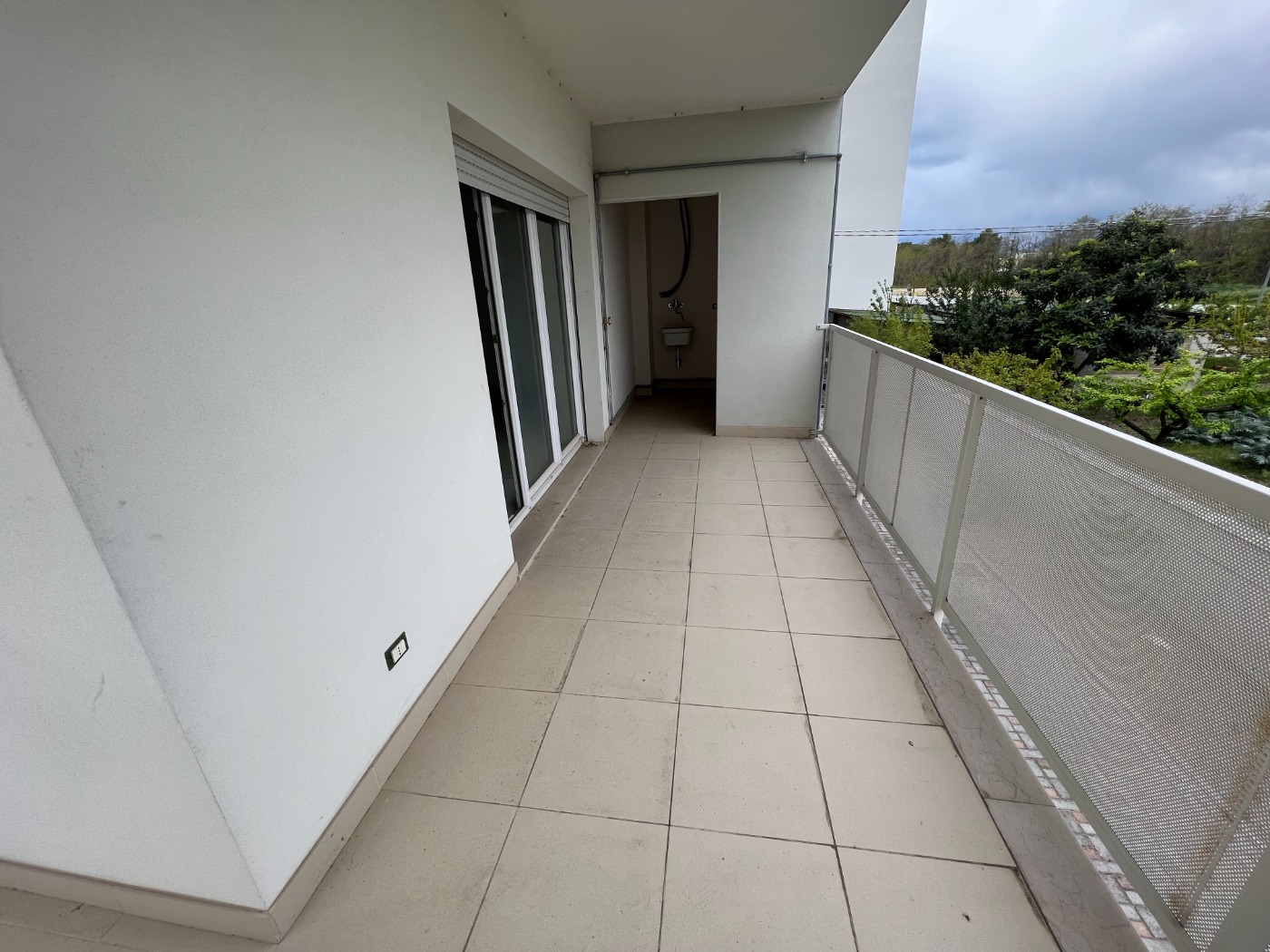 <span  class="uc_style_uc_tiles_grid_image_elementor_uc_items_attribute_title" style="color:#ffffff;">24392.jpg</span>