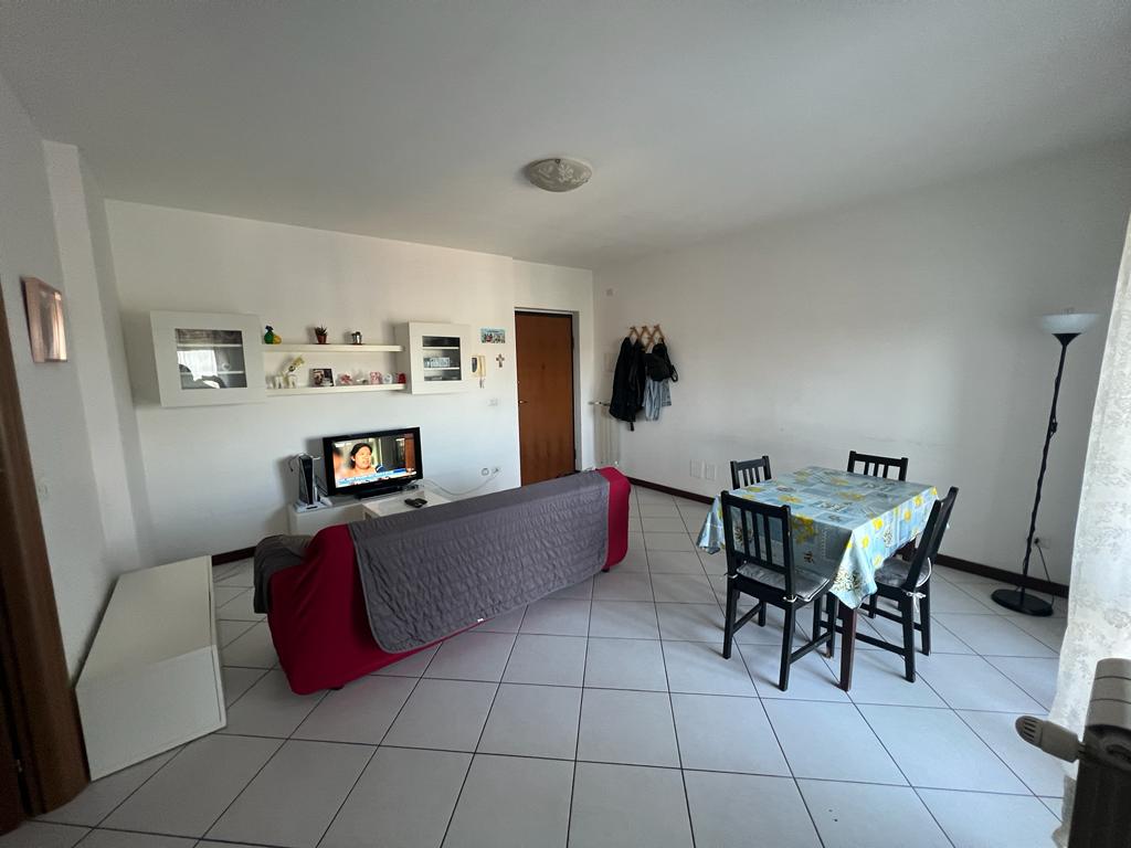 <span  class="uc_style_uc_tiles_grid_image_elementor_uc_items_attribute_title" style="color:#ffffff;">24654.jpeg</span>