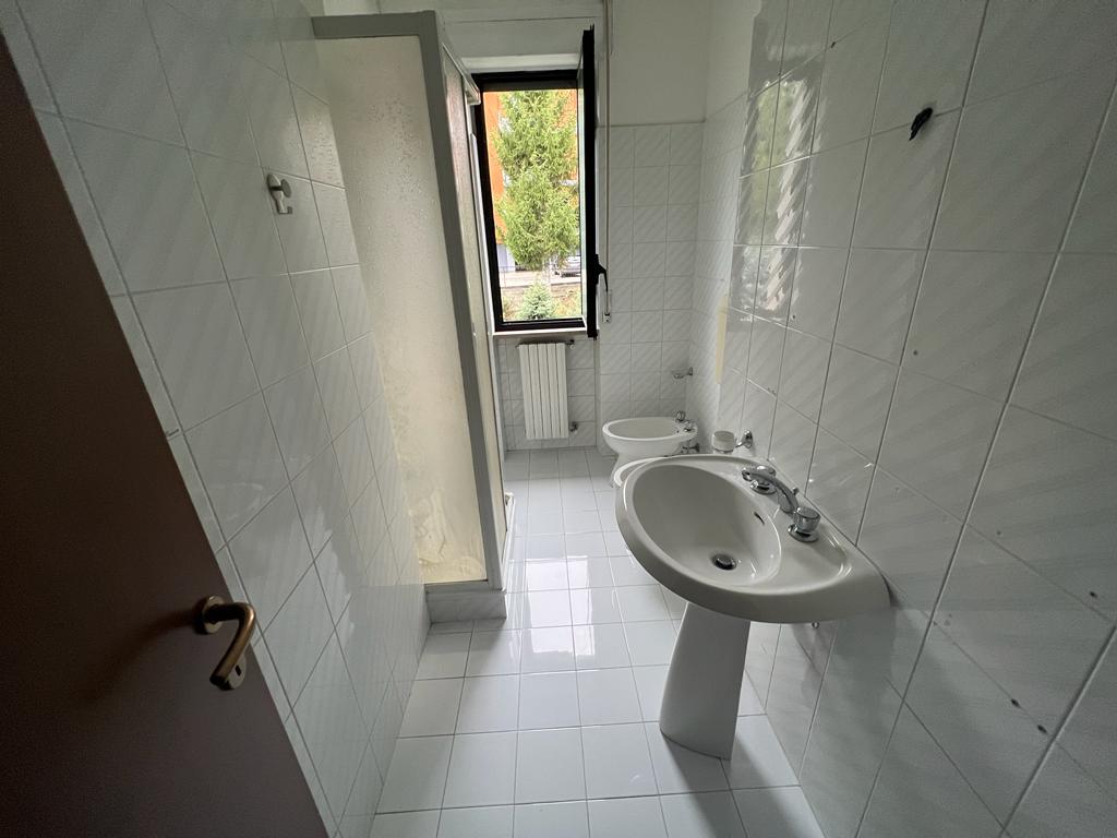 <span  class="uc_style_uc_tiles_grid_image_elementor_uc_items_attribute_title" style="color:#ffffff;">24733.jpeg</span>