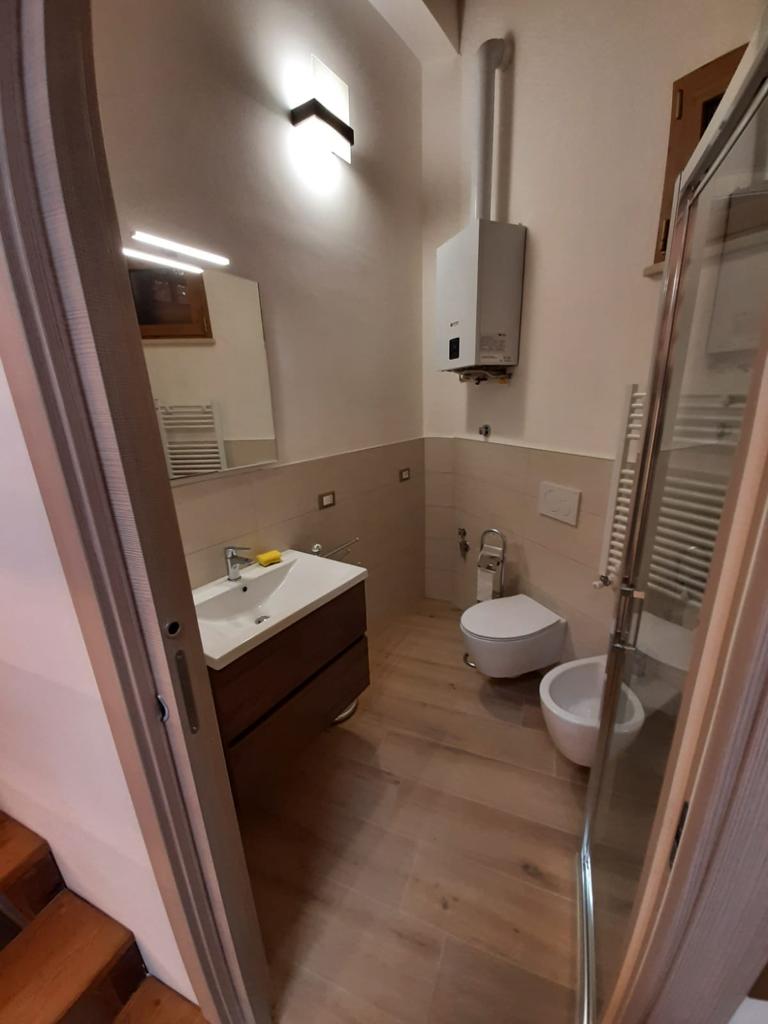 <span  class="uc_style_uc_tiles_grid_image_elementor_uc_items_attribute_title" style="color:#ffffff;">24759.jpeg</span>