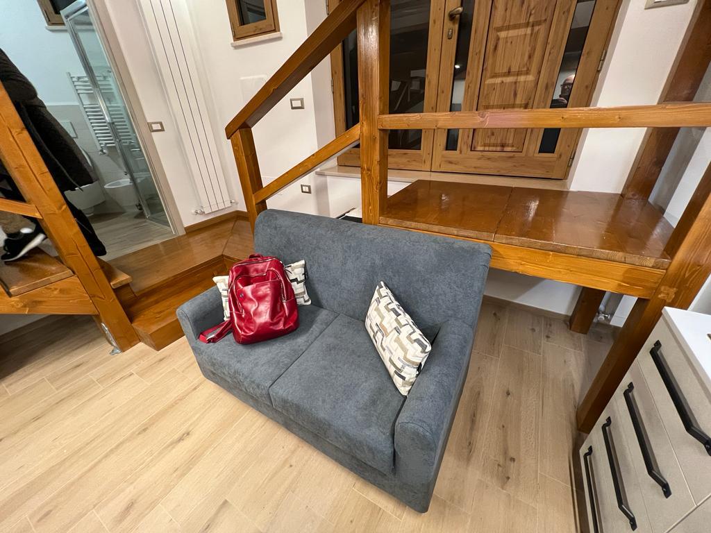 <span  class="uc_style_uc_tiles_grid_image_elementor_uc_items_attribute_title" style="color:#ffffff;">24764.jpeg</span>